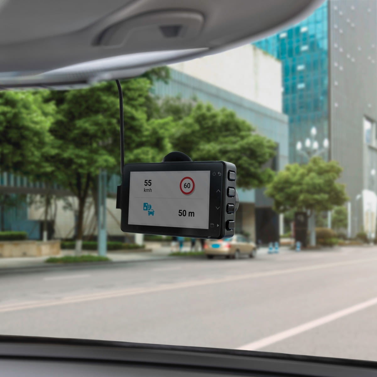 garmin-dash-cam-live-car.jpg